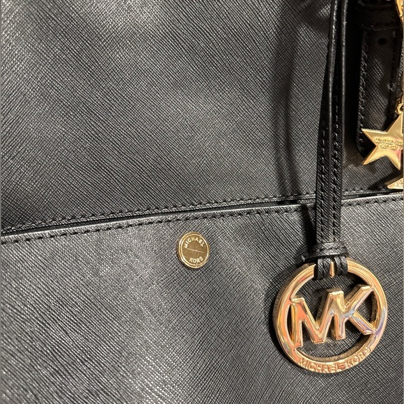 🛍️Michael Kors Jet Set black shoulder bag 👜 - Picture 3 of 15
